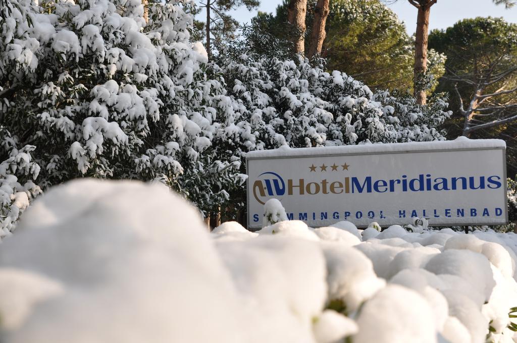 Hotel Meridianus Lignano Sabbiadoro Buitenkant foto